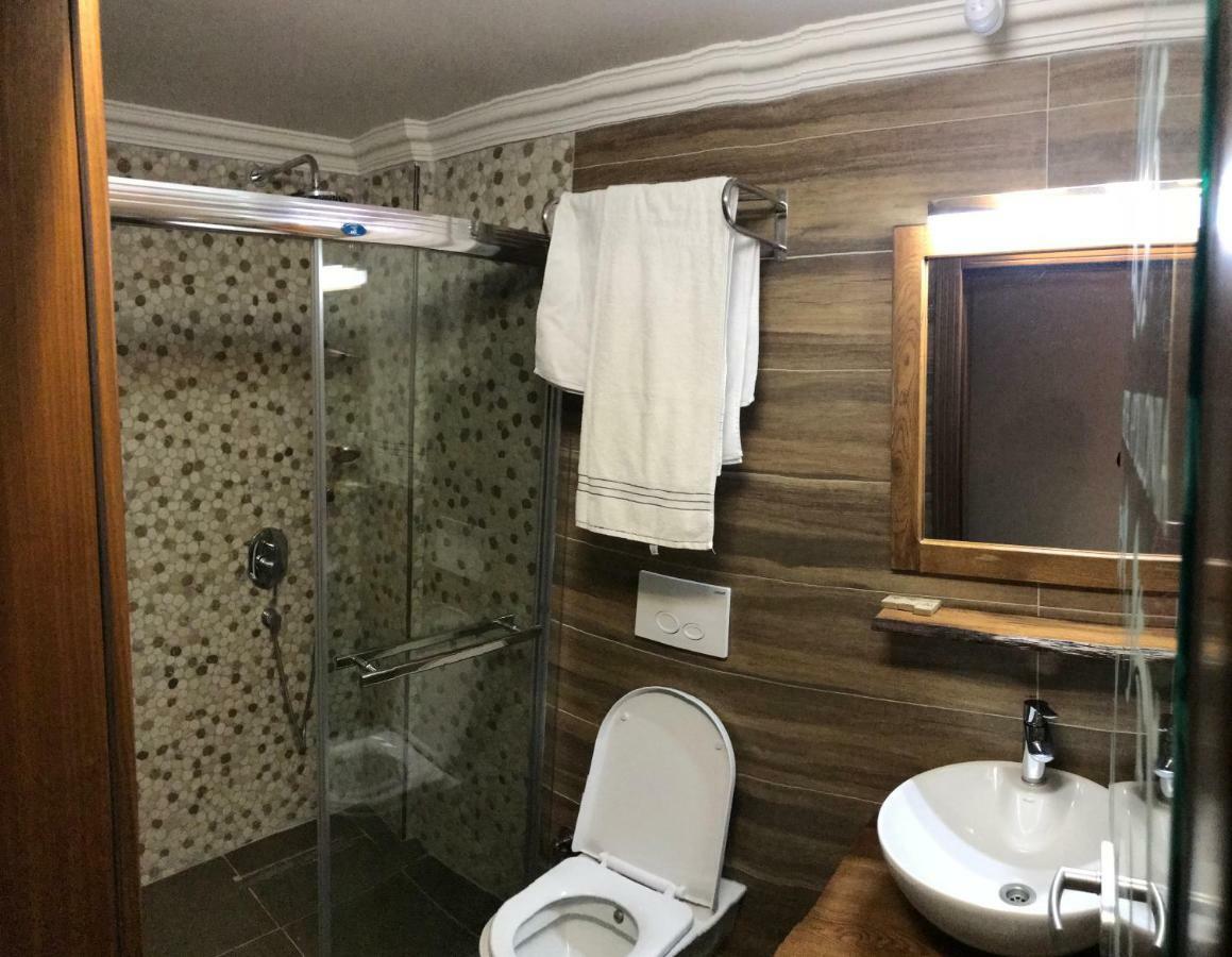 Apollonia Hotel Gjakova ภายนอก รูปภาพ